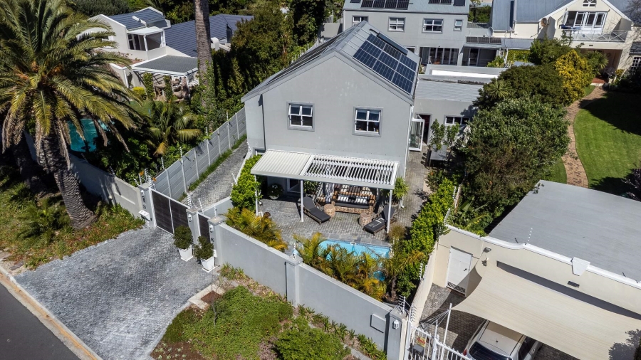 3 Bedroom Property for Sale in Constantia Western Cape